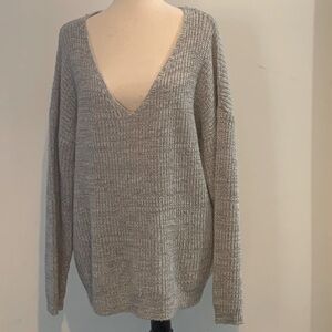 Forever 21 Long Sleeve sweater